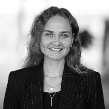 Portrait Mona Cypris